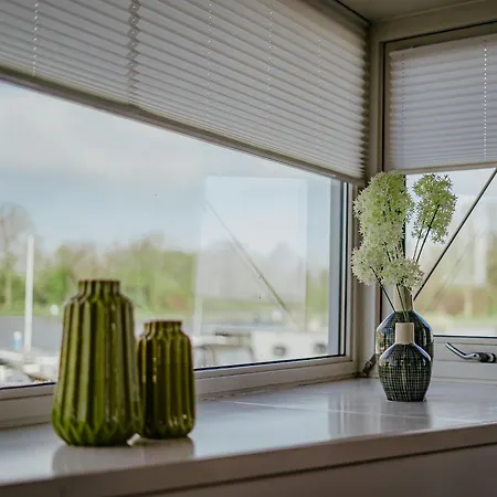 Penthouse With Views *