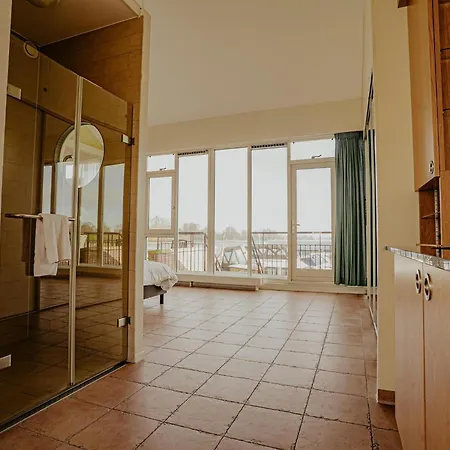 Penthouse With Views Lejlighed Uitgeest